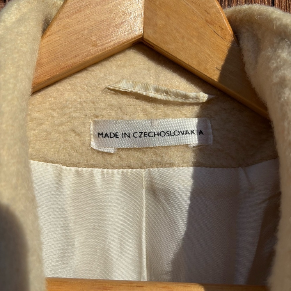Vintage Wool Women's Coat Cream Color Label: International Scene Size M - Picture 9 of 13